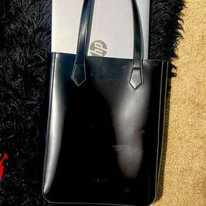 Givenchy laptop/parfume/tote bag